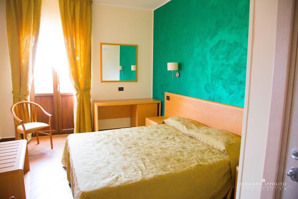 San Pio Bed & Breakfast 卡里亚蒂 客房 照片